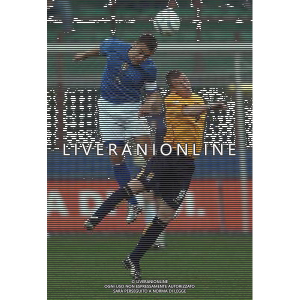 Milano 26/03/2005 Italia - Scozia qualificani mondiali 2006 nella foto fabio cannavaro e miller ph luzzani/agenzia aldo liverani
