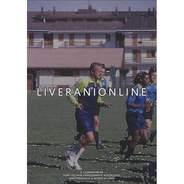 RETROSPETTIVA LUCIANO SPINOSI CALCIATORE E ALLENATORE NELLA FOTO LUCIANO SPINOSI ALLENATORE LECCE CALCIO AG ALDO LIVERANI SAS