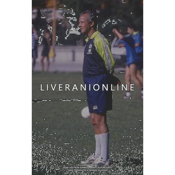 RETROSPETTIVA LUCIANO SPINOSI CALCIATORE E ALLENATORE NELLA FOTO LUCIANO SPINOSI ALLENATORE LECCE CALCIO AG ALDO LIVERANI SAS