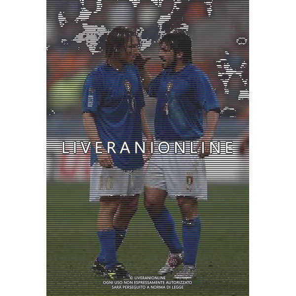 Milano 26/03/2005 Italia - Scozia qualificani mondiali 2006 nella foto francesco totti e gattuso gennaro ph luzzani/agenzia aldo liverani