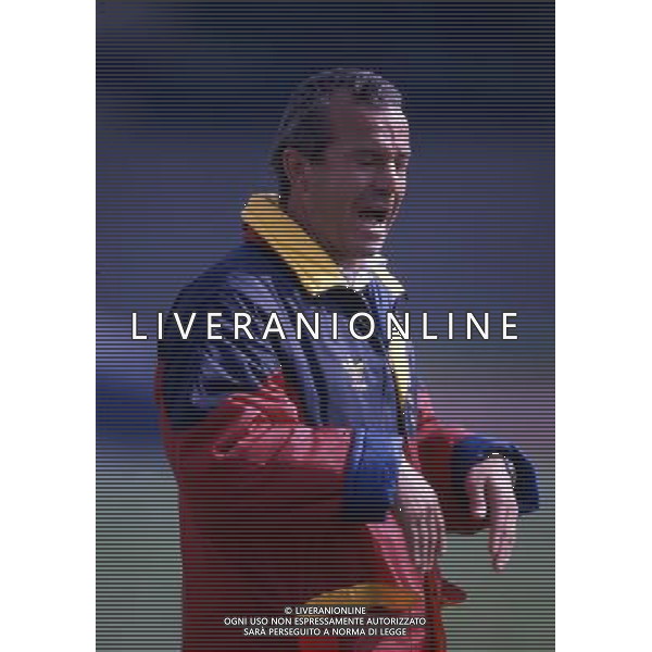RETROSPETTIVA LUCIANO SPINOSI CALCIATORE E ALLENATORE NELLA FOTO LUCIANO SPINOSI ALLENATORE PRIMAVERA CALCIO ROMA AG ALDO LIVERANI SAS