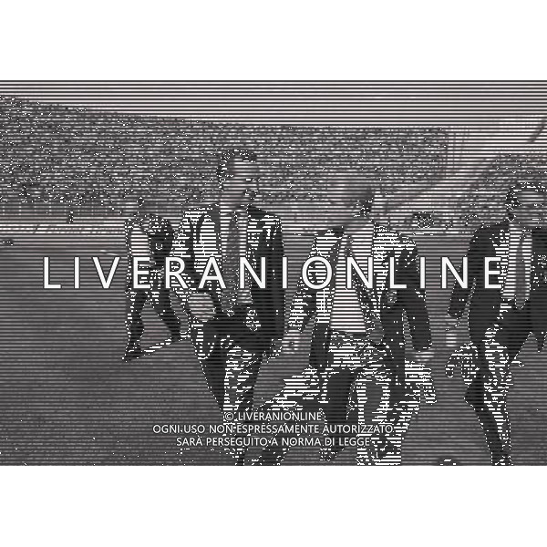 RETROSPETTIVA LUCIANO SPINOSI CALCIATORE E ALLENATORE NELLA FOTO LUCIANO SPINOSI CON GIOVANNI TRAPATTONI AG ALDO LIVERANI SAS