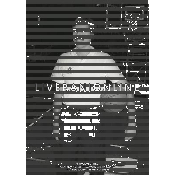 PHILIPS MILANO BASKET 1990-1991 NELLA FOTO MIKE D\'ANTONI ALLENATORE AG ALDO LIVERANI SAS