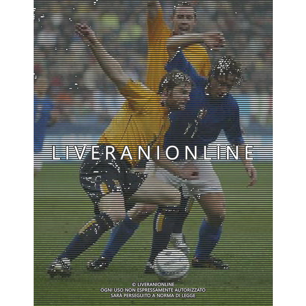 Milano 26 marzo 2005 Italia-Scozia qualificazione mondiali 2006 nella foto: Pressley e Cassano Antonio foto Andry / Ag. Aldo Liverani