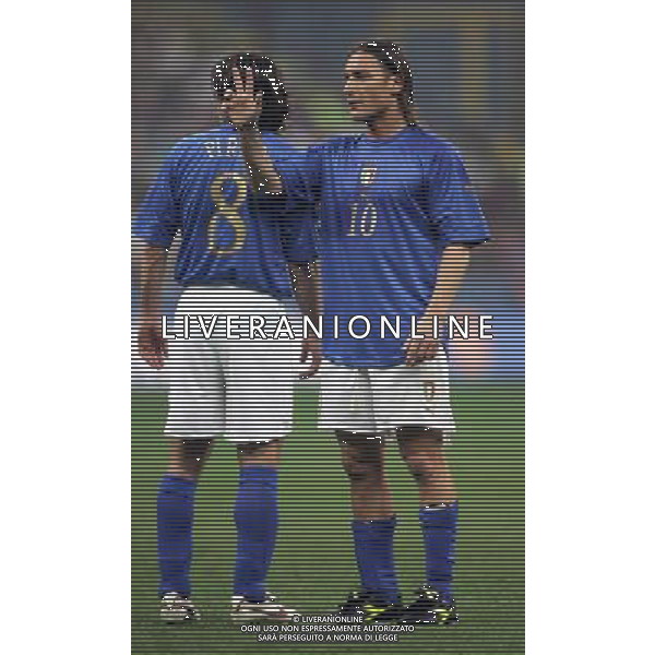 Milano 26 marzo 2005 Italia-Scozia qualificazione mondiali 2006 nella foto: Totti Francesco e Pirlo Andrea foto Andry / Ag. Aldo Liverani