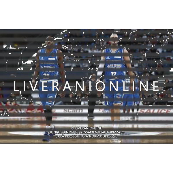 Basket Consultinvest Pesaro - Red October Cantu\' 05/02/2017 nella foto: JAJUAN JOHNSON e PATRICK CALATHES Â©Claudio Zamagni/Agenzia Aldo Liverani / AGENZIA ALDO LIVERANI SAS