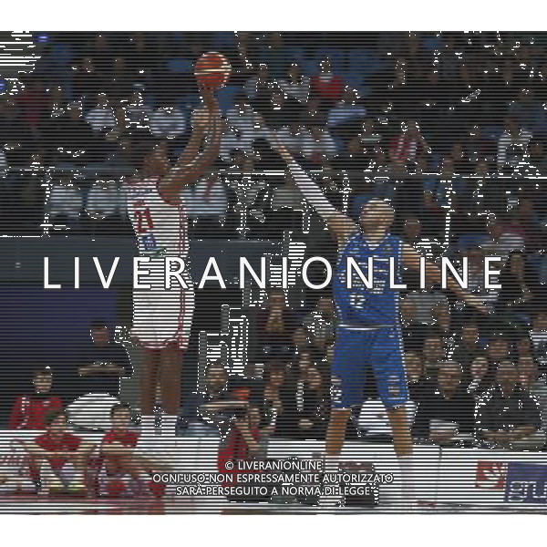 Basket Consultinvest Pesaro - Red October Cantu\' 05/02/2017 nella foto: JARROD JONES e PATRICK CALATHES Â©Claudio Zamagni/Agenzia Aldo Liverani / AGENZIA ALDO LIVERANI SAS