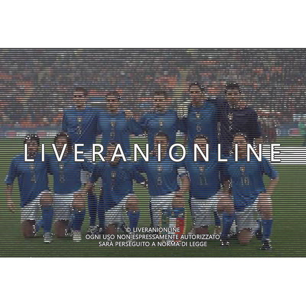 Milano 26-03-05 qualificazioni mondiali 2006 italia-scozia 2:0 nella foto formazione italia ph marco luzzani/ag aldo liverani s.a.s.