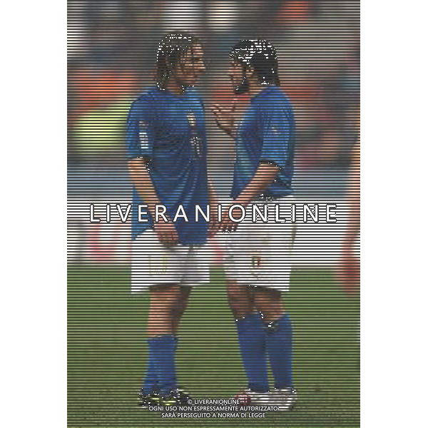 Milano 26-03-05 qualificazioni mondiali 2006 italia-scozia 2:0 nella foto gattuso e totti ph marco luzzani/ag aldo liverani s.a.s.