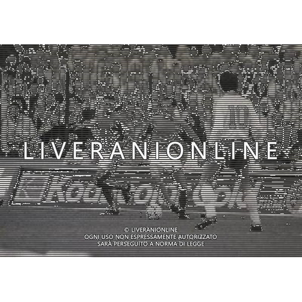 MILANO 15 12-1986 ITALIA SVIZZERA QUALIFICAZIONE AGLI EUROPEI NELLA FOTO GIUSEPPE DOSSENA E GIANLUCA VIALLI AG ALDO LIVERANI SAS