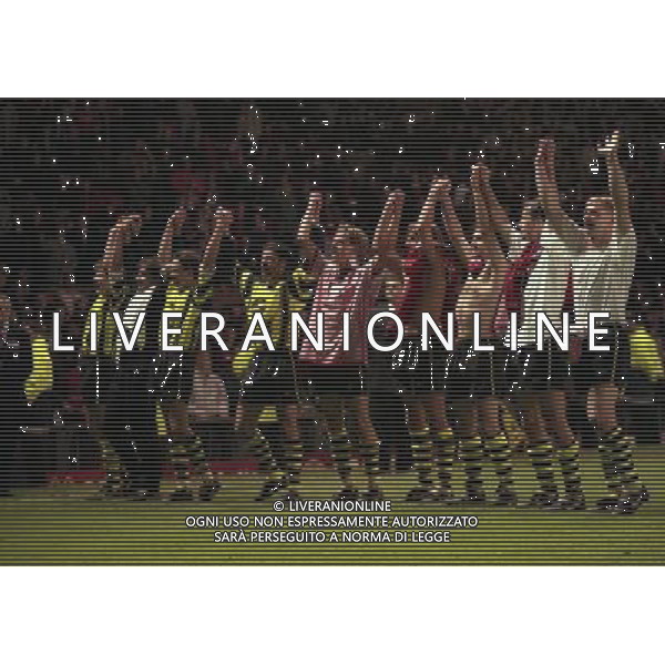 23-04-1997 SEMIFINALE DI CHAMPIONS LEAGUE MANCHESTER UNITED -BORUSSIA DORTMUND NELLA FOTO I GIOCATORI DEL BORUSSIA DORTMUND FESTEGGIANO IL PASSAGGIO IN FINALE AG ALDO LIVERANI SAS