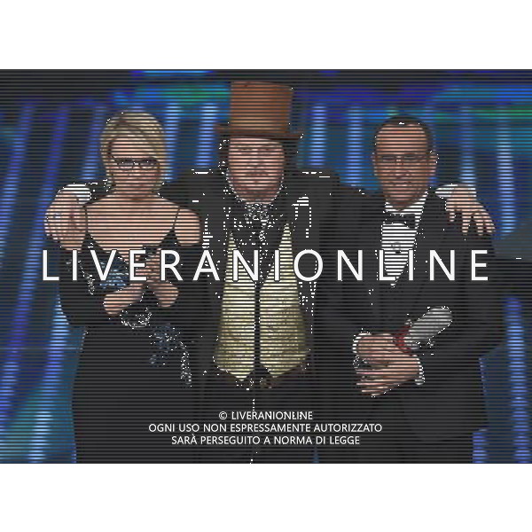 67mo Festival di Sanremo della Canzone Italiana Sanremo (IM) - 11.02.2017 Serata Finale Nella Foto:Zucchero (Adelmo Fornaciari) con Maria De Filippi e Carlo Conti /Ph.Vitez-Ag. Aldo Liverani