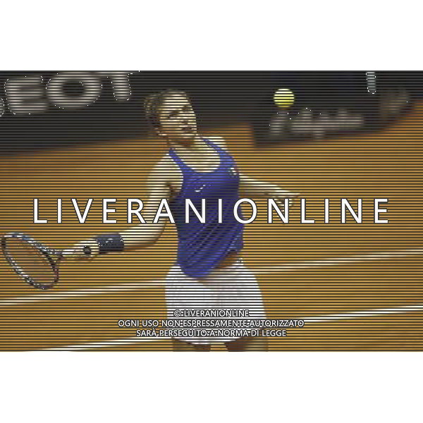 Fed Cup 2017 by BNP Paribas World Group II Italia - Slovacchia Giorno 1 Sara Errani vs Rebecca Sramkova 11/02/2017 nella foto: SARA ERRANI ©Claudio Zamagni/Agenzia Aldo Liverani SARA ERRANI during single match Sara Errani against Rebecca Sramkova International Tennis FED CUP by BNP Paribas World Group II between ITALY and SLOVAKIA at PalaGalassi Forl“ on February 11th 2017 Italy. Photo credit by CLAUDIO ZAMAGNI/ALDO LIVERANI PHOTO AGENCY