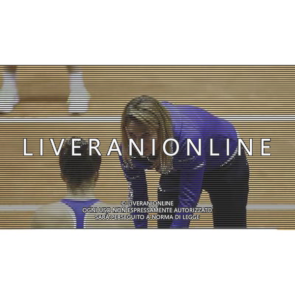 Fed Cup 2017 by BNP Paribas World Group II Italia - Slovacchia Giorno 2 Sara Errani vs Daniela Hantuchova 12/02/2017 nella foto: SARA ERRANI CAPITANO TATHIANA GARBIN Â©Claudio Zamagni/Agenzia Aldo Liverani CAPTAIN TATHIANA GARBIN SARA ERRANI during single match Sara Errani against Daniela Hantuchova International Tennis FED CUP by BNP Paribas World Group II between ITALY and SLOVAKIA at PalaGalassi ForlÃ¬ on February 12th 2017 Italy. Photo credit by CLAUDIO ZAMAGNI/ALDO LIVERANI PHOTO AGENCY