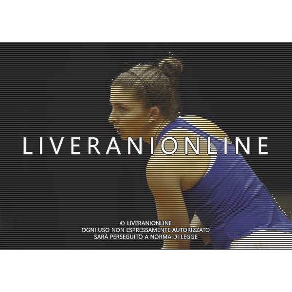 Fed Cup 2017 by BNP Paribas World Group II Italia - Slovacchia Giorno 2 Sara Errani vs Daniela Hantuchova 12/02/2017 nella foto:SARA ERRANI Â©Claudio Zamagni/Agenzia Aldo Liverani SARA ERRANI during single match Sara Errani against Daniela Hantuchova International Tennis FED CUP by BNP Paribas World Group II between ITALY and SLOVAKIA at PalaGalassi ForlÃ¬ on February 12th 2017 Italy. Photo credit by CLAUDIO ZAMAGNI/ALDO LIVERANI PHOTO AGENCY