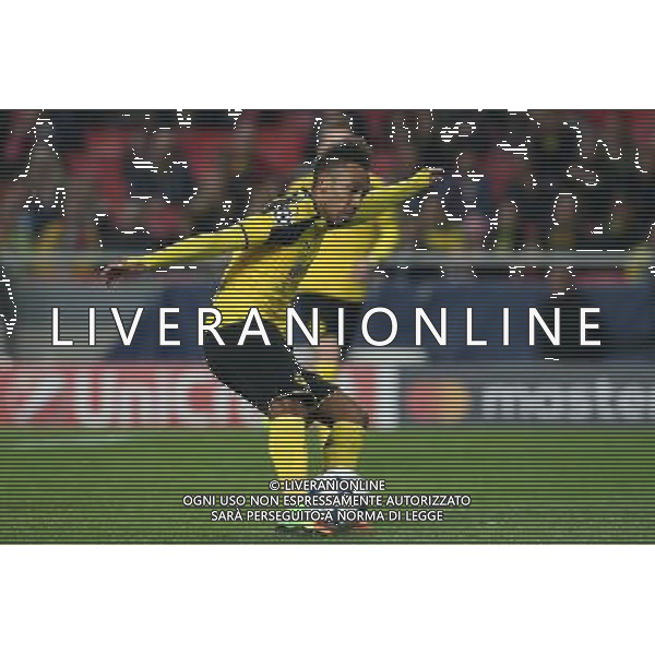 firo : 14.02.2017, Fu§ball, Saison 2016/2017, UEFA, Champions League, CL, CHL, Benfica Lissabon - BVB, Borussia Dortmund 1:0 Pierre Aubameyang, BVB $worldrights,Es gelten unsere AGB, einsehbar auf www.firosportphoto.de, copyright by firo sportphoto: Coesfelder Str. 207 D-48249 DŸlmen www.firosportphoto.de mail@firosportphoto.de (V o l k s b a n k B o c h u m - W i t t e n ) BLZ.: 430 601 29 Kt. Nr.: 341 117 100 Tel:Ê +49-2594-9916004 Fax:Ê+49-2594-9916005 AG ALDO LIVERANI SAS ONLY ITALY