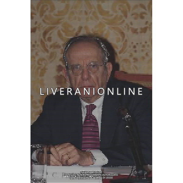 Milano ( MI ) 16/02/2017 Palazzo Marino incontro Italy is now and next! Nella foto: Pier Carlo Padoan Ministro dell\'Economia e delle Finanze PH Lauro Montagnini /AGENZIA ALDO LIVERANI SAS / AGENZIA ALDO LIVERANI SAS