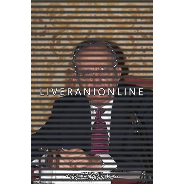 Milano ( MI ) 16/02/2017 Palazzo Marino incontro Italy is now and next! Nella foto: Pier Carlo Padoan Ministro dell\'Economia e delle Finanze PH Lauro Montagnini /AGENZIA ALDO LIVERANI SAS / AGENZIA ALDO LIVERANI SAS