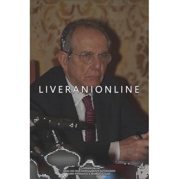 Milano ( MI ) 16/02/2017 Palazzo Marino incontro Italy is now and next! Nella foto: Pier Carlo Padoan Ministro dell\'Economia e delle Finanze PH Lauro Montagnini /AGENZIA ALDO LIVERANI SAS / AGENZIA ALDO LIVERANI SAS