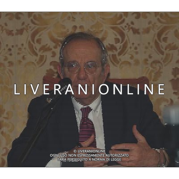 Milano ( MI ) 16/02/2017 Palazzo Marino incontro Italy is now and next! Nella foto: Pier Carlo Padoan Ministro dell\'Economia e delle Finanze PH Lauro Montagnini /AGENZIA ALDO LIVERANI SAS / AGENZIA ALDO LIVERANI SAS
