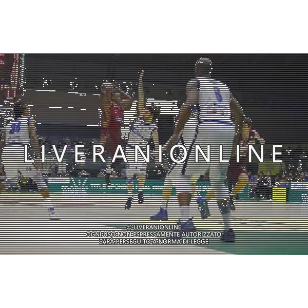 Poste Mobile Final Eight 17/02/2017 Umana Reyer Venezia - Germani Basket Brescia nella foto: McGee Tyrus Â©Claudio Zamagni/Agenzia Aldo Liverani McGee Tyrus during Quarter Finals of Poste Mobile Final Eight Italian Basketball Cup 2017 - Umana Reyer - Venezia against Germani Basket Brescia at Rimini Fiera, on February 17, 2017 photo credit by Claudio Zamagni/Aldo Liverani Photo Agency / AGENZIA ALDO LIVERANI SAS