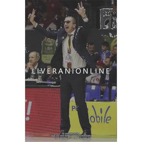 Poste Mobile Final Eight 17/02/2017 Umana Reyer Venezia - Germani Basket Brescia nella foto: De Raffaele Walter Coach Â©Claudio Zamagni/Agenzia Aldo Liverani De Raffaele Walter Coach during Quarter Finals of Poste Mobile Final Eight Italian Basketball Cup 2017 - Umana Reyer - Venezia against Germani Basket Brescia at Rimini Fiera, on February 17, 2017 photo credit by Claudio Zamagni/Aldo Liverani Photo Agency / AGENZIA ALDO LIVERANI SAS
