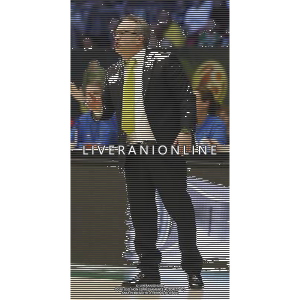 Poste Mobile Final Eight 17/02/2017 Sidigas Avellino - Banco di Sardegna Sassari nella foto: Sacripanti Stefano coach Â©Claudio Zamagni/Agenzia Aldo Liverani Sacripanti Stefano coach during Quarter Finals of Poste Mobile Final Eight Italian Basketball Cup 2017 - Sidigas Avellino against Banco di Sardegna Sassari at Rimini Fiera, on February 17, 2017 photo credit by Claudio Zamagni/Aldo Liverani Photo Agency / AGENZIA ALDO LIVERANI SAS