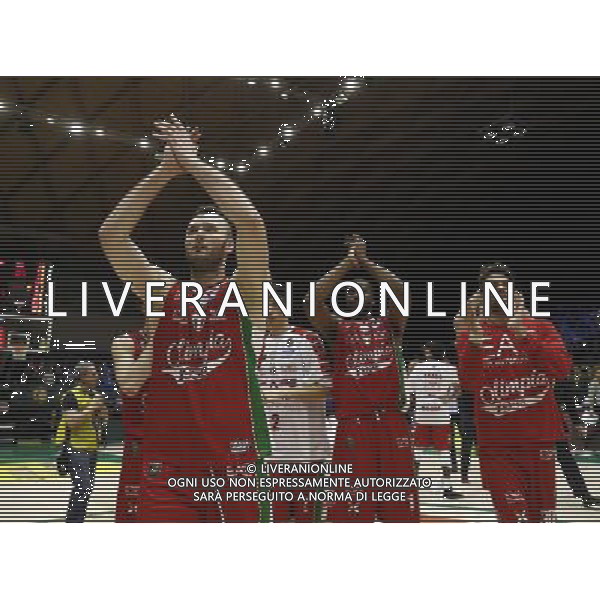 Poste Mobile Final Eight 18/02/2017 Grissin Bon Reggio Emilia - EA7 Emporio Armani Milano nella foto: esultanza finale emporio armani Milano ©Claudio Zamagni/Agenzia Aldo Liverani final exultation emporio armani milano during Poste Mobile Final Eight Italian Basketball Cup 2017 - Grissin Bon Reggio Emilia against EA7 Emporio Armani Milano at Rimini Fiera, on February 18, 2017 photo credit by Claudio Zamagni/Aldo Liverani Photo Agency