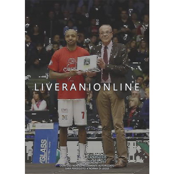 Poste Mobile Final Eight 19/02/2017 EA7 Emporio Armani Milano - Banco di Sardegna Sassari nella foto: Hickman Richard Â©Claudio Zamagni/Agenzia Aldo Liverani Hickman Richard during Poste Mobile Final Eight Italian Basketball Cup 2017 - EA7 Emporio Armani Milano against Banco di Sardegna Sassari at Rimini Fiera, on February 19, 2017 photo credit by Claudio Zamagni/Aldo Liverani Photo Agency/ AGENZIA ALDO LIVERANI SAS