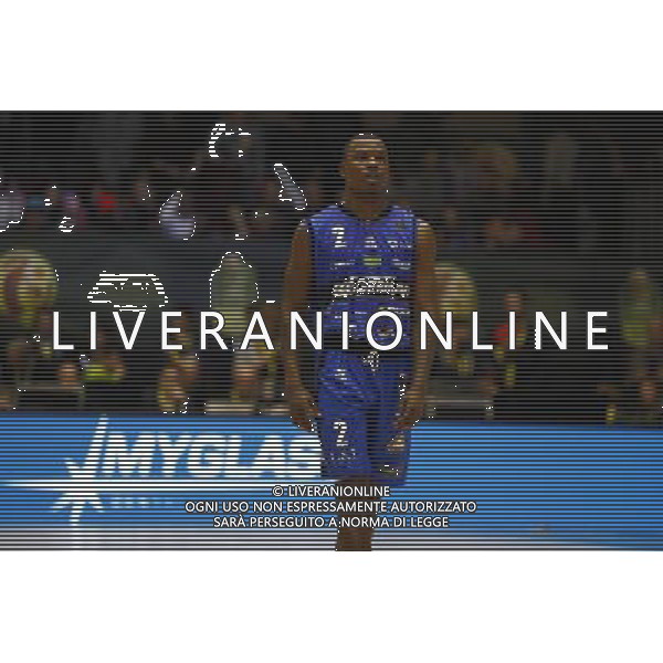 Poste Mobile Final Eight 18/02/2017 Banco di Sardegna Sassari - Germani Basket Brescia nella foto: Moore Lee Â©Claudio Zamagni/Agenzia Aldo Liverani Moore Lee during Poste Mobile Final Eight Italian Basketball Cup 2017 - Banco di Sardegna Sassari against Germani Basket Brescia at Rimini Fiera, on February 18, 2017 photo credit by Claudio Zamagni/Aldo Liverani Photo Agency / AGENZIA ALDO LIVERANI SAS