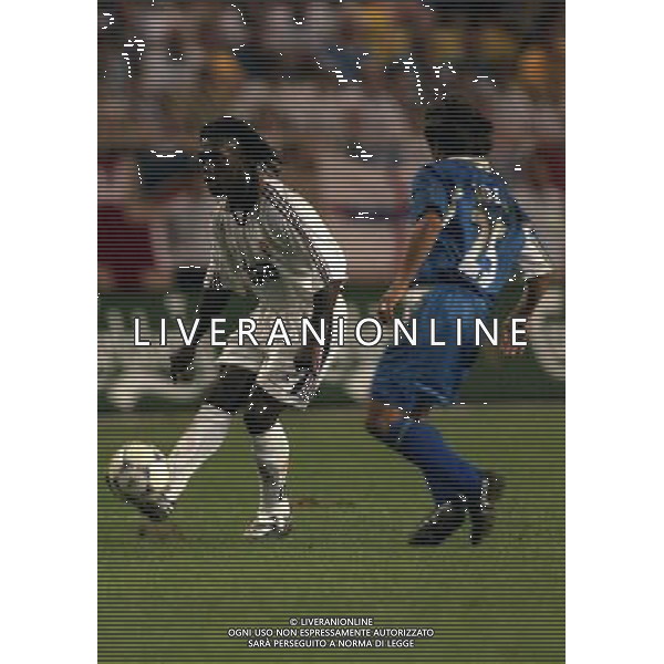 MONACO 28-08-1998 FINALE SUPERCOPPA EUROPEA REAL MADRID-CHELSEA NELLA FOTO CLARENCE SEEDORF AG ALDO LIVERANI SAS