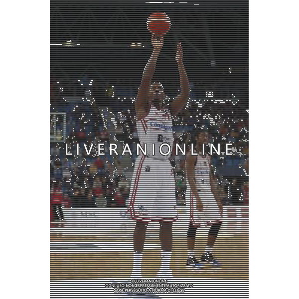 Lega Basket serie A 26/02/2017 Consultinvest Pesaro - Banco di Sardegna Sassari nella foto: JARROD JONES Â©Claudio Zamagni/Agenzia Aldo Liverani / AGENZIA ALDO LIVERANI SAS - Consultinvest Pesaro - Banco di Sardegna Sassari Campionato Lega Basket serie A 26/02/2017