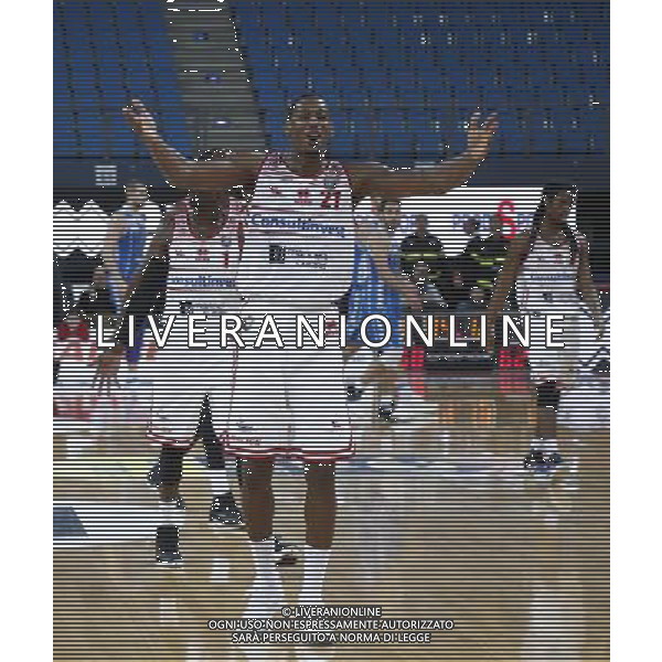 Lega Basket serie A 26/02/2017 Consultinvest Pesaro - Banco di Sardegna Sassari nella foto: JARROD JONES Â©Claudio Zamagni/Agenzia Aldo Liverani / AGENZIA ALDO LIVERANI SAS - Consultinvest Pesaro - Banco di Sardegna Sassari Campionato Lega Basket serie A 26/02/2017