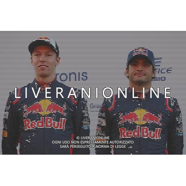 (L to R): Daniil Kvyat (RUS) Scuderia Toro Rosso with team mate Carlos Sainz Jr (ESP) Scuderia Toro Rosso. 26.02.2017. Formula One Testing, Preparations, Barcelona, Spain. Sunday. AG ALDO LIVERANI SAS 