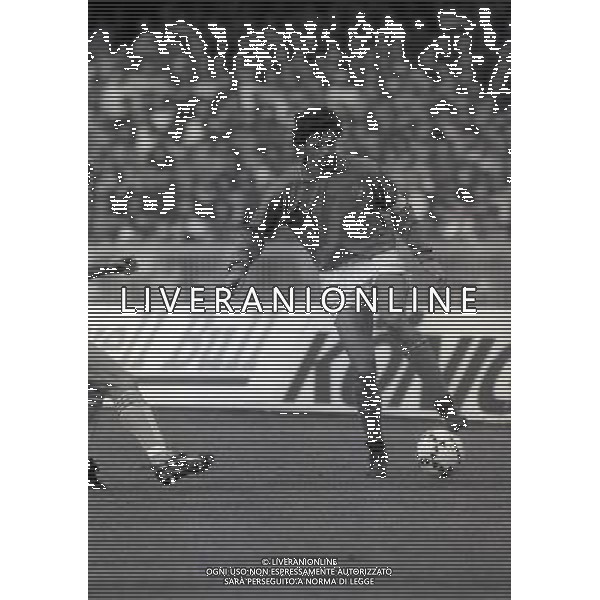 NAPOLI STADIO SAN PAOLO 14-11-1987 ITALIA SVEZIA- QUALIFICAZIONE EUROPEI NELLA FOTO ALESSANDRO ALTOBELLI AG ALDO LIVERANI SAS