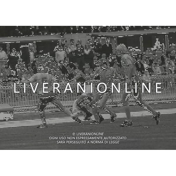 NAPOLI STADIO SAN PAOLO 14-11-1987 ITALIA SVEZIA- QUALIFICAZIONE EUROPEI NELLA FOTO ROBERTO DONADONI AG ALDO LIVERANI SAS