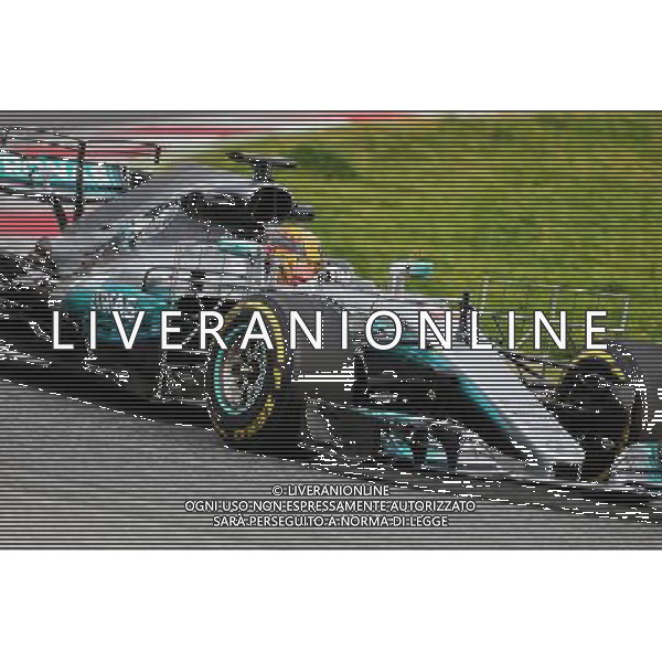 Lewis Hamilton (GBR) Mercedes AMG F1 W08 running sensor equipment. 28.02.2017. Formula One Testing, Day Two, Barcelona, Spain. Tuesday. AG ALDO LIVERANI SAS