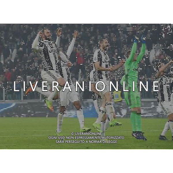 Coppa Italia TIM Cup 2016/2017 Semifinale Andata Torino - 28.02.2017 Juventus-Napoli Nella Foto: esultanza dei giocatori della juventus a fine gara /Ph.Vitez-Ag. Aldo Liverani