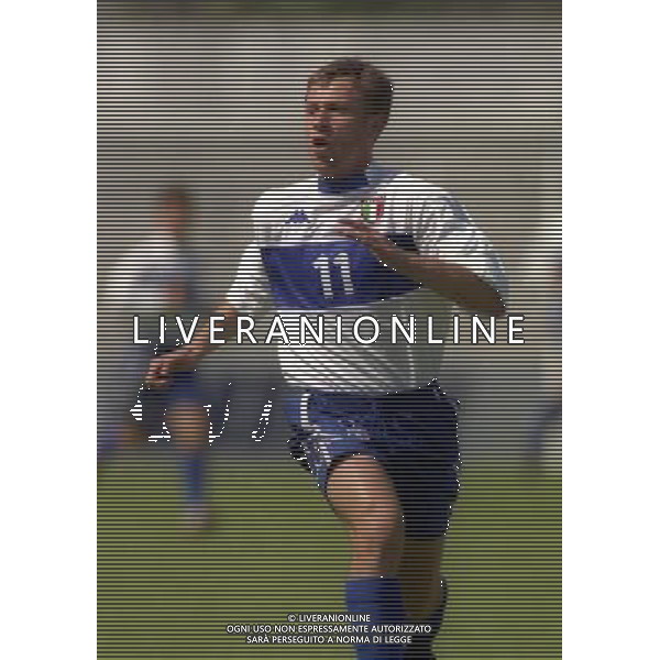 17-05-2000 AREZZO- AMICHEVOLE A.C. AREZZO-NAZIONALE ITALIA UNDER 20 NELLA FOTO ANTONIO CASSANO AG ALDO LIVERANI SAS