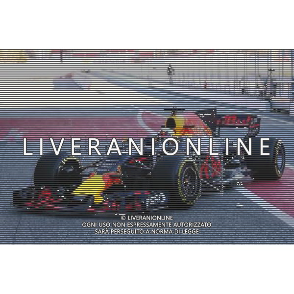 Daniel Ricciardo (AUS) Red Bull Racing RB13 running sensor equipment. 07.03.2017. Formula One Testing, Day One, Barcelona, Spain. Tuesday. AG ALDO LIVERANI SAS