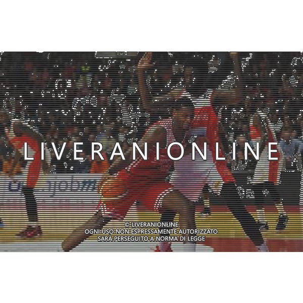 BASKET SERIE A1, OPENJOBMETIS VS CONSULTINVEST PESARO, PALA2A, VARESE, 12-03-2017, NELLA FOTO: JONES JARROD FOTO ADRIANO IEMMI-AG ALDO LIVERANI SAS