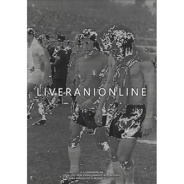 ROMA STADIO OLIMPICO 26-02-1974-AMICHEVOLE ITALIA GERMANIA OVEST NELLA FOTO GERD MULLER E PAUL BREITNER AG ALDO LIVERANI SAS