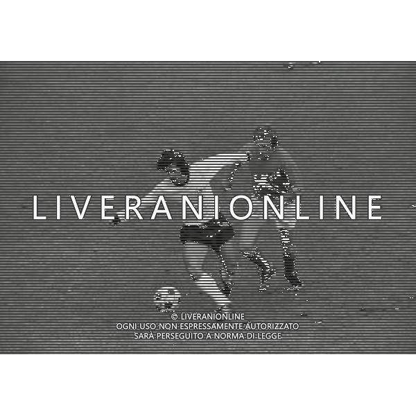 ROMA STADIO OLIMPICO 26-02-1974-AMICHEVOLE ITALIA GERMANIA OVEST NELLA FOTO FRANCESCO MORINI E GERD MULLER AG ALDO LIVERANI SAS