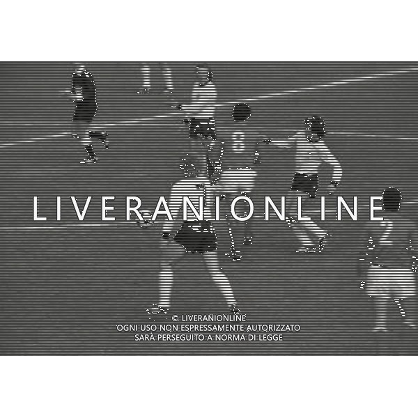 ROMA STADIO OLIMPICO 26-02-1974-AMICHEVOLE ITALIA GERMANIA OVEST NELLA FOTO AZIONE DI GIOCO AG ALDO LIVERANI SAS