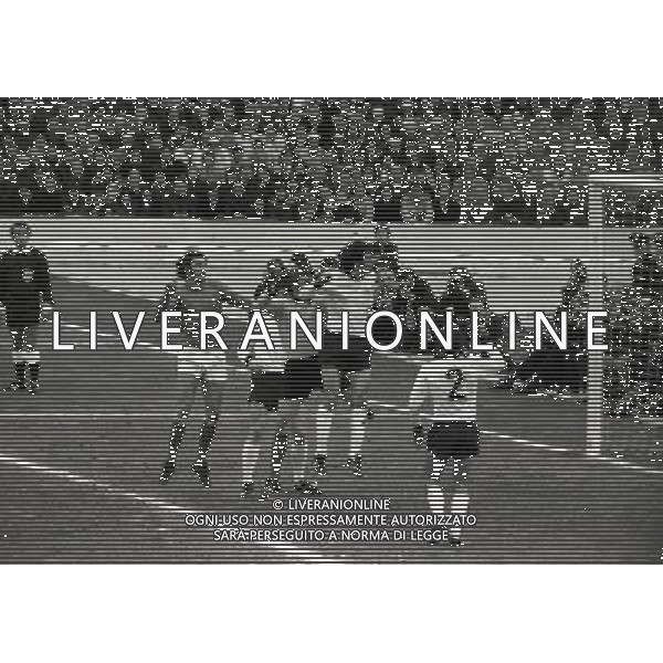 ROMA STADIO OLIMPICO 26-02-1974-AMICHEVOLE ITALIA GERMANIA OVEST NELLA FOTO AZIONE DI GIOCO AG ALDO LIVERANI SAS