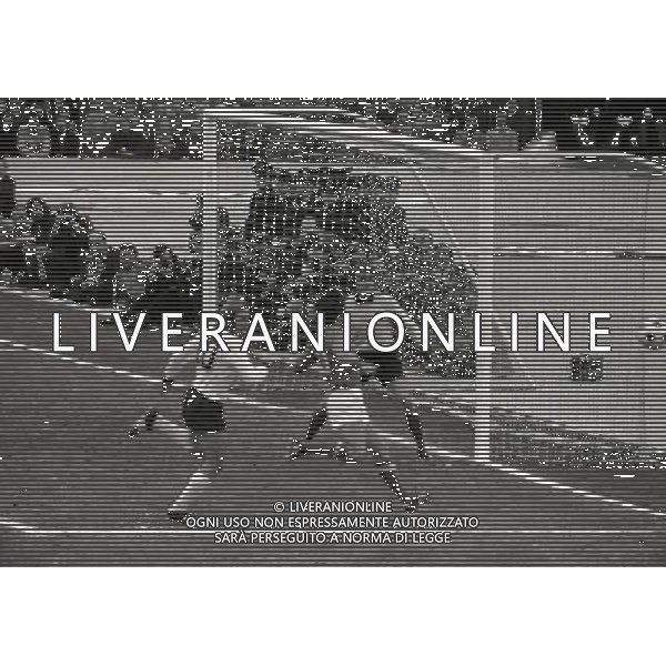 ROMA STADIO OLIMPICO 26-02-1974-AMICHEVOLE ITALIA GERMANIA OVEST NELLA FOTO AZIONE DI GIOCO AG ALDO LIVERANI SAS