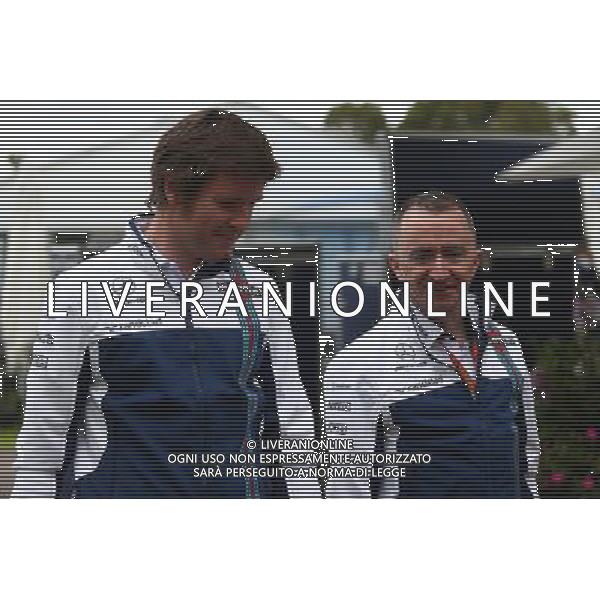 Rob Smedley (GBR) Williams with Paddy Lowe (GBR), Williams chief technical officer. 22.03.2017. Formula 1 World Championship, Rd 1, Australian Grand Prix, Albert Park, Melbourne, Australia, Preparation Day. AG ALDO LIVERANI SAS ONLY ITALY