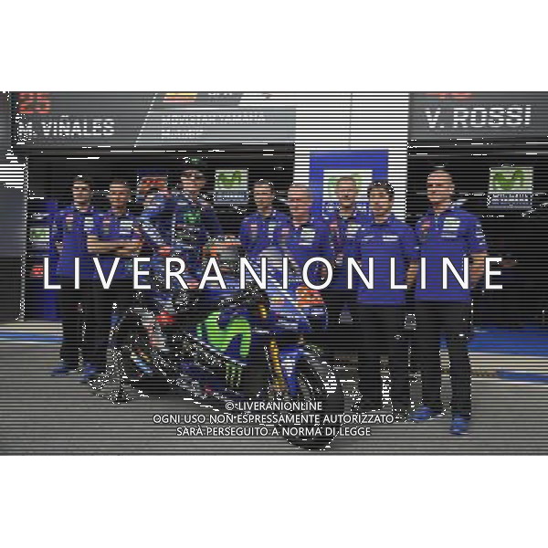 22/03/2017. Losail International Circuit.Gran Premio del Qatar. Maverick Vinales e il team Yamaha. FOTO G.PIAZZOLLA-AG ALDO LIVERANI SAS