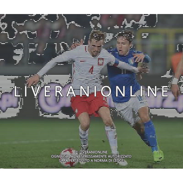 2017.03.23 Krakow Pilka nozna mecz towarzyski kadry U21 Polska U21 - Wlochy U21 N/z Tomasz Kedziora Federico Chiesa Foto Lukasz Laskowski / PressFocus 2017.03.23 Krakow Football Under-21 friendly game Poland U21 vs Italy U21 Tomasz Kedziora Federico Chiesa Credit: Lukasz Laskowski / PressFocus / NEWSPIX.PL --- Newspix.pl / AGENZIA ALDO LIVERANI SAS - ITALY ONLY EDITORIAL USE ONLY