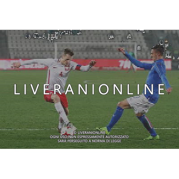 2017.03.23 Krakow Pilka nozna , Mlodziezowa Reprezentacja Polski Polska U21 - Wlochy U21 N/z Tomasz Kedziora , Antonio Barreca Foto Krzysztof Porebski / PressFocus 2017.03.23 Football , Polish U21 National Team Poland U-21 - Italy U-21 Tomasz Kedziora , Antonio Barreca Credit: Krzysztof Porebski / PressFocus / NEWSPIX.PL --- Newspix.pl / AGENZIA ALDO LIVERANI SAS - ITALY ONLY EDITORIAL USE ONLY